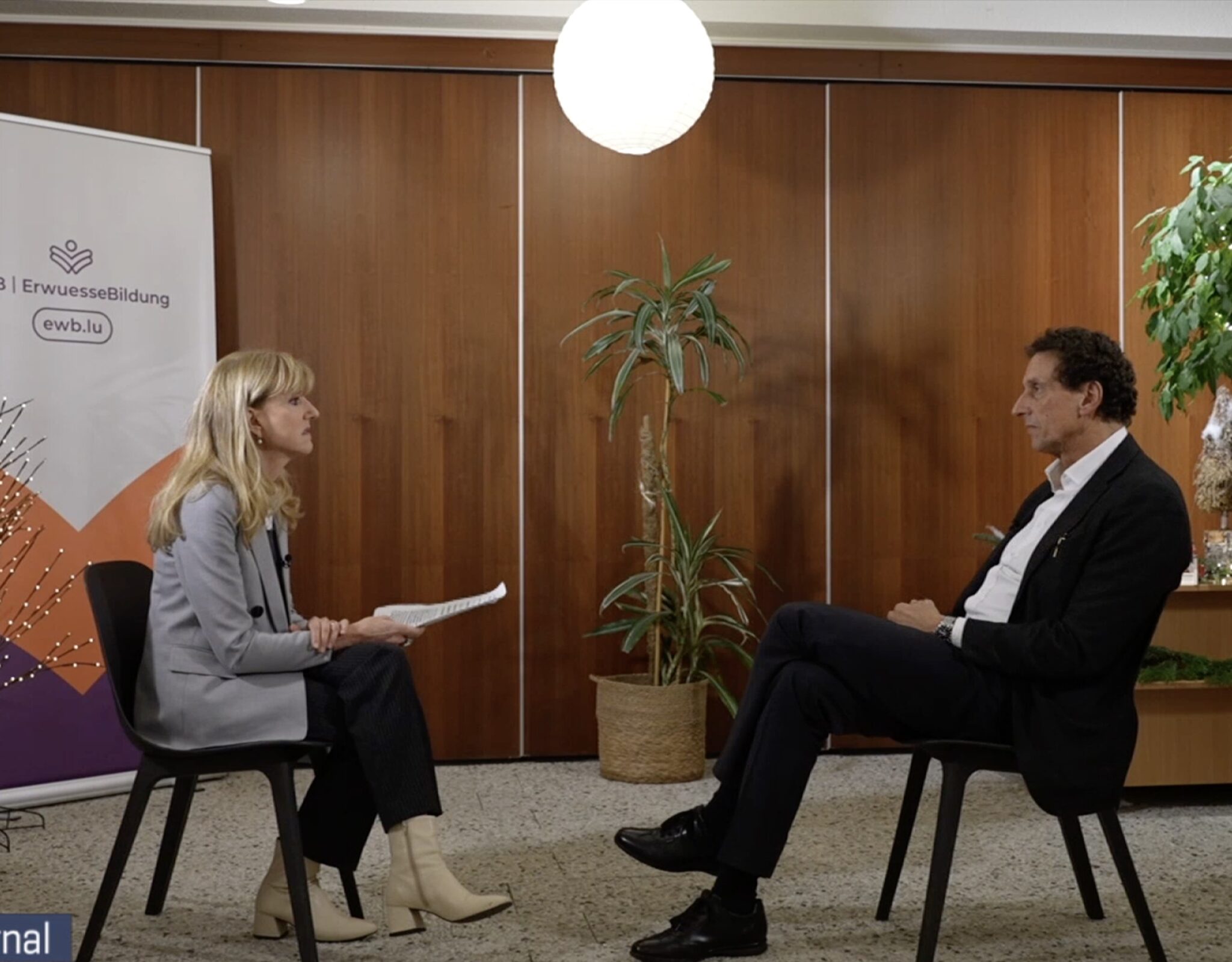 EwBGastredner Prof. Julian NidaRümelin im RTLInterview EWB